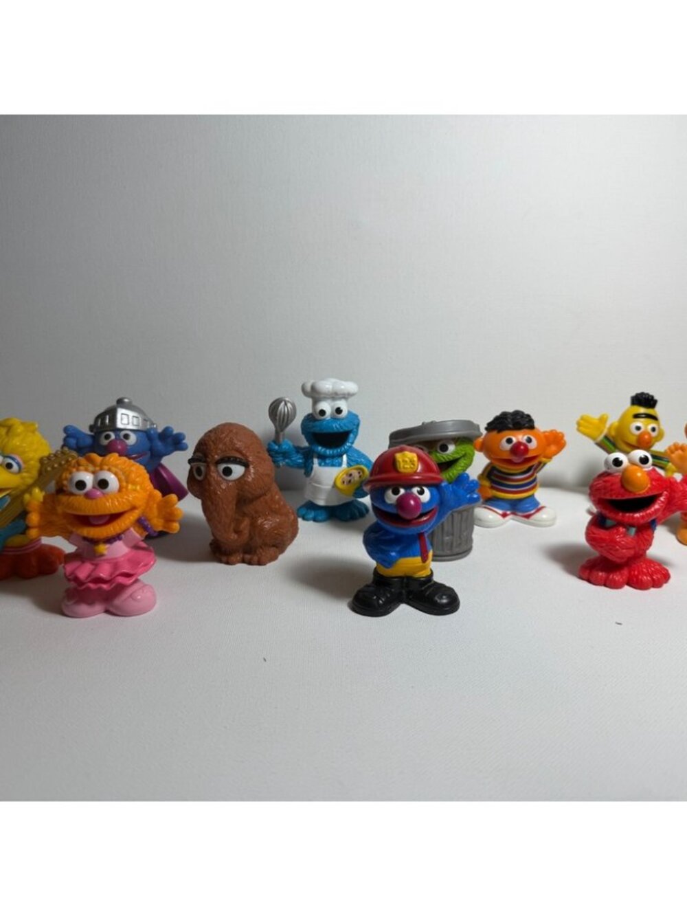 Hasboro Sesame Street Figures Lot of 10 Characters Including Mr. Snuffleupagus